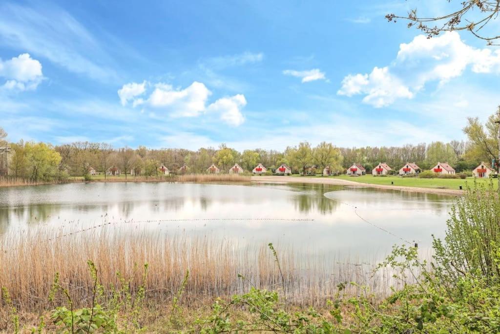 Gezellige Vakantiewoning Aan Het Water In Ewijk - Recreational Only No Workers Zewnętrze zdjęcie