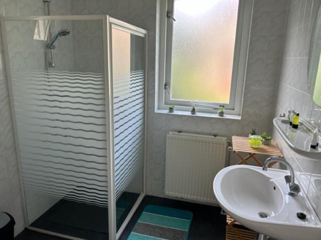 Gezellige Vakantiewoning Aan Het Water In Ewijk - Recreational Only No Workers Zewnętrze zdjęcie