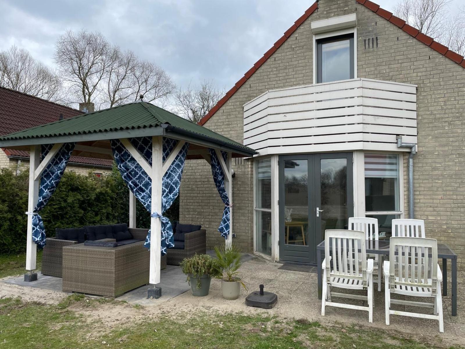 Gezellige Vakantiewoning Aan Het Water In Ewijk - Recreational Only No Workers Zewnętrze zdjęcie